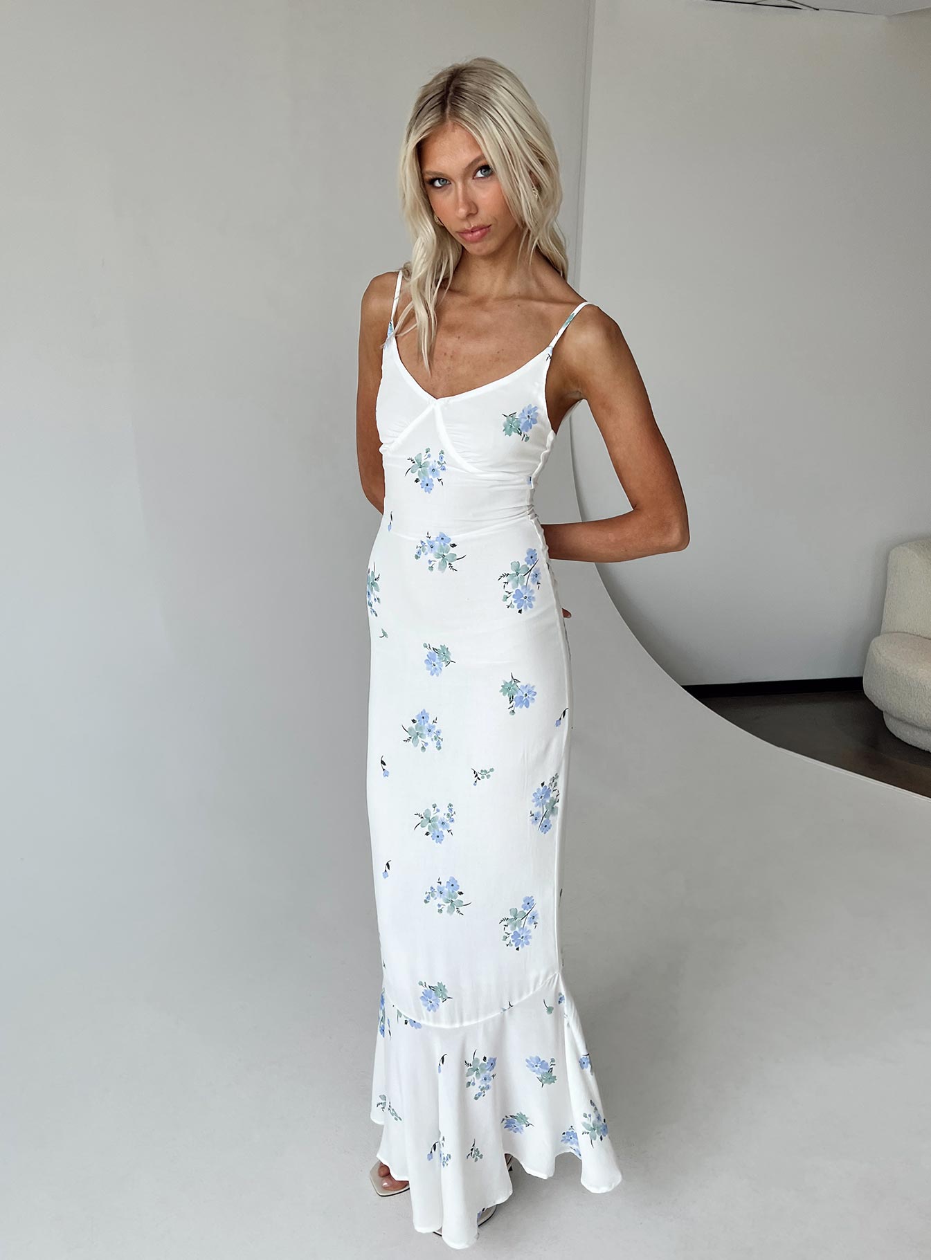 Sing Along Maxi Dress White / Blue Tall