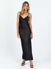 Stravo Maxi Dress Black