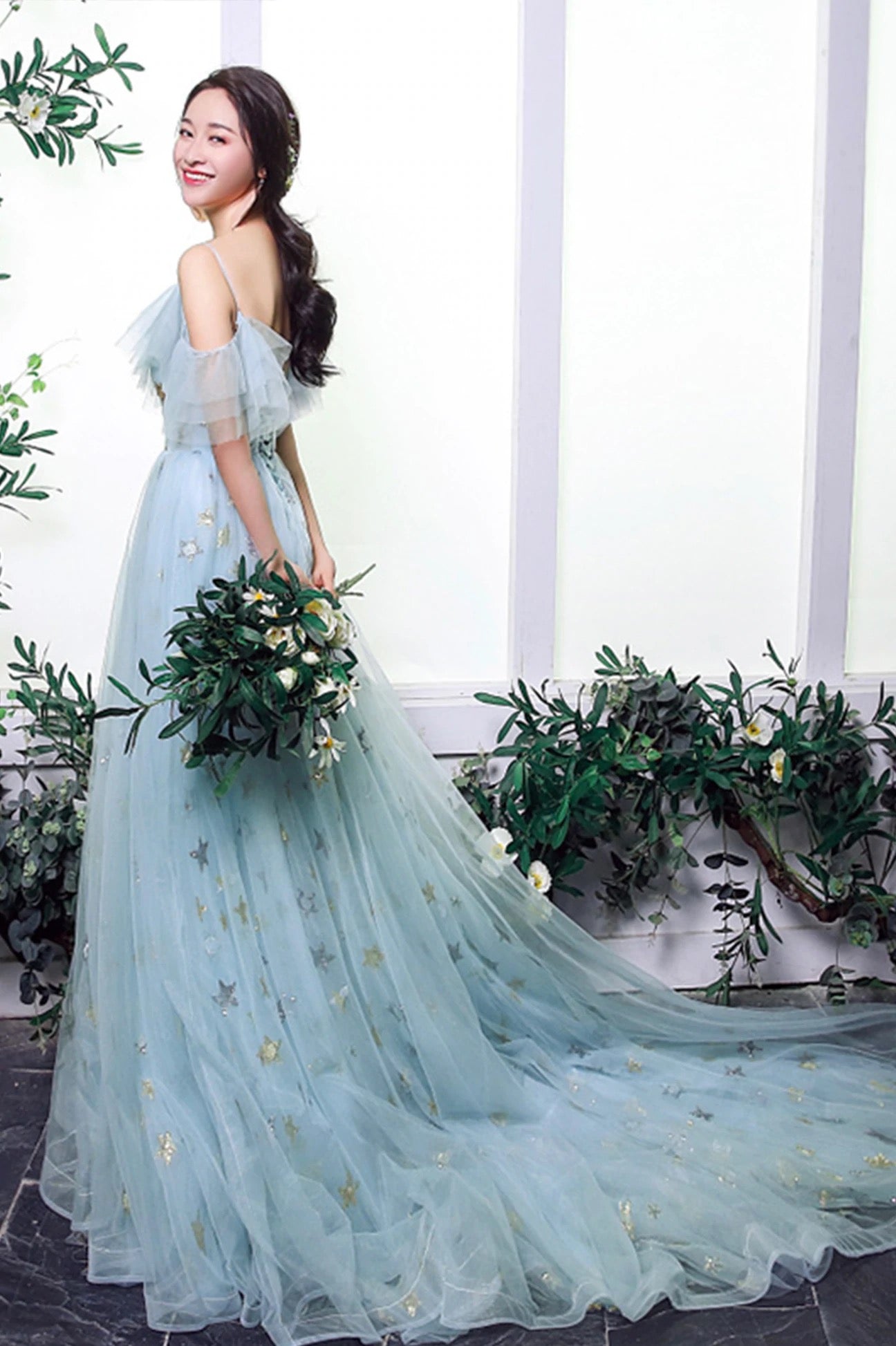 Popular Stars Fashion Wedding Dresses, A-line Tulle Wedding Dresses, Newest Long Prom Dresses