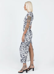 Read About It Maxi Dress Black / White