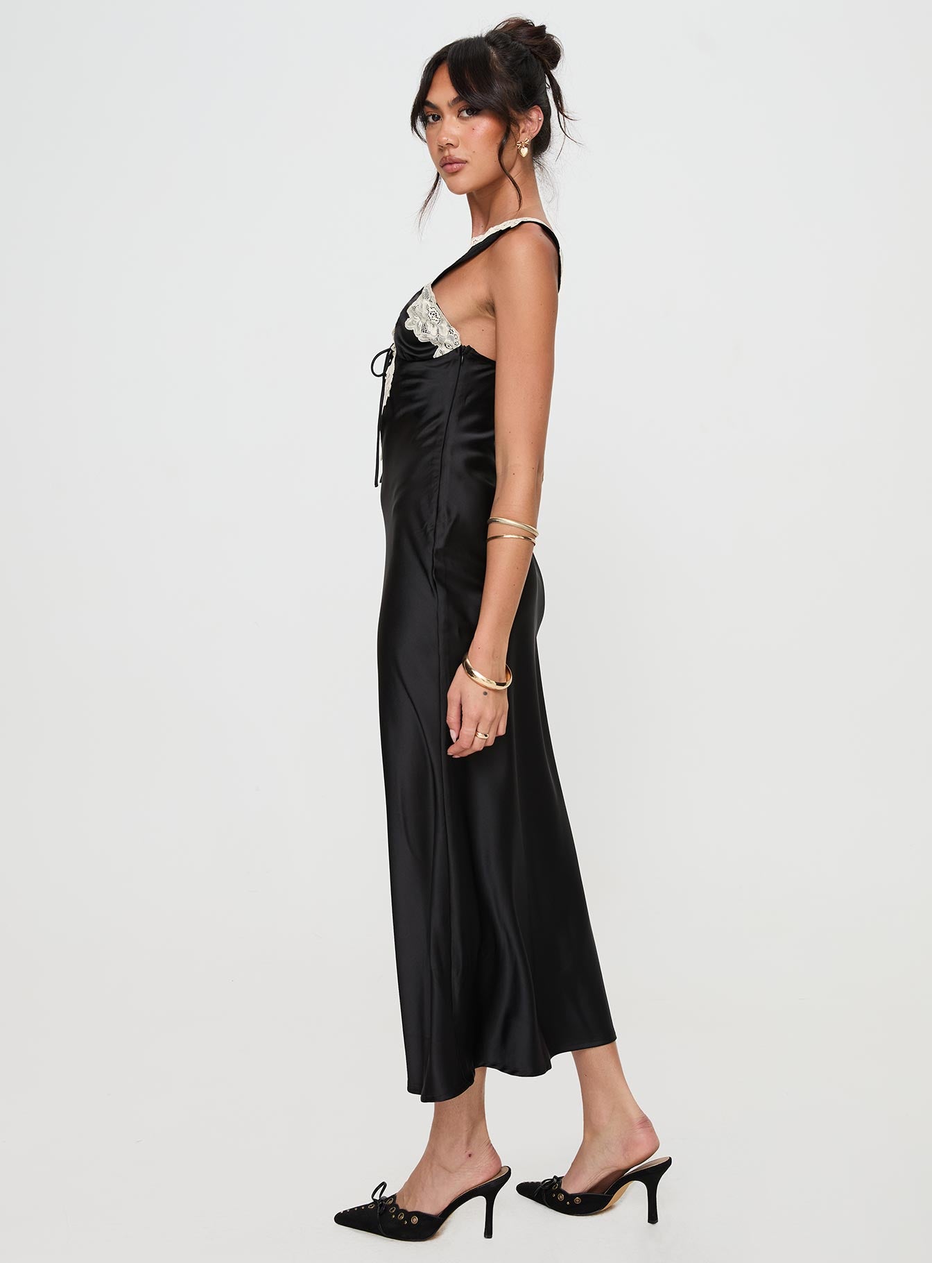 Nourish Maxi Dress Black