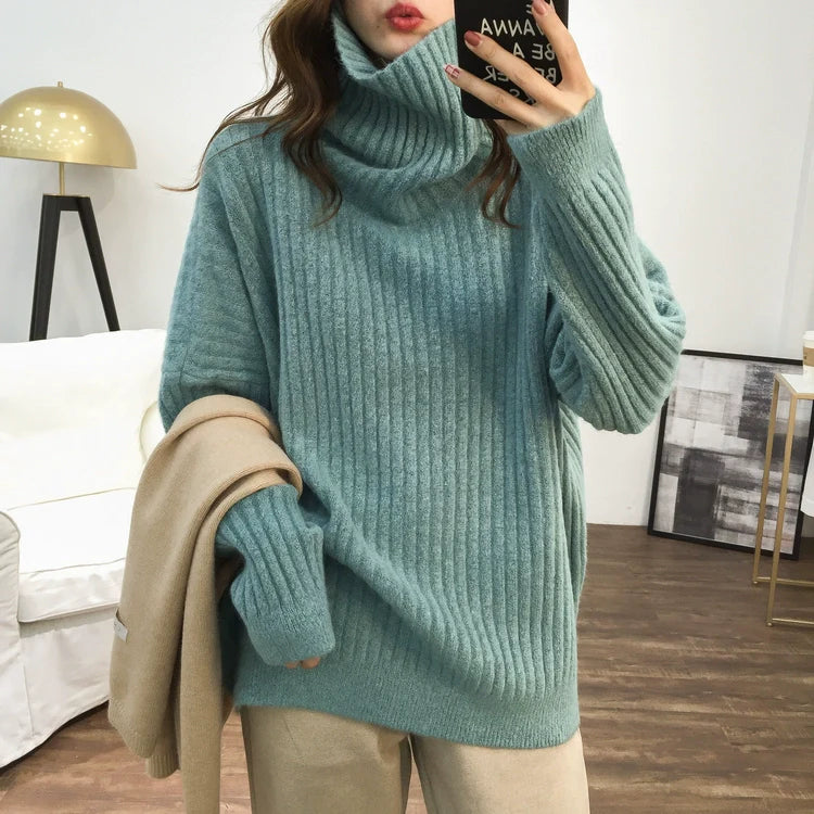 Hollis Turtleneck Loose Sweater