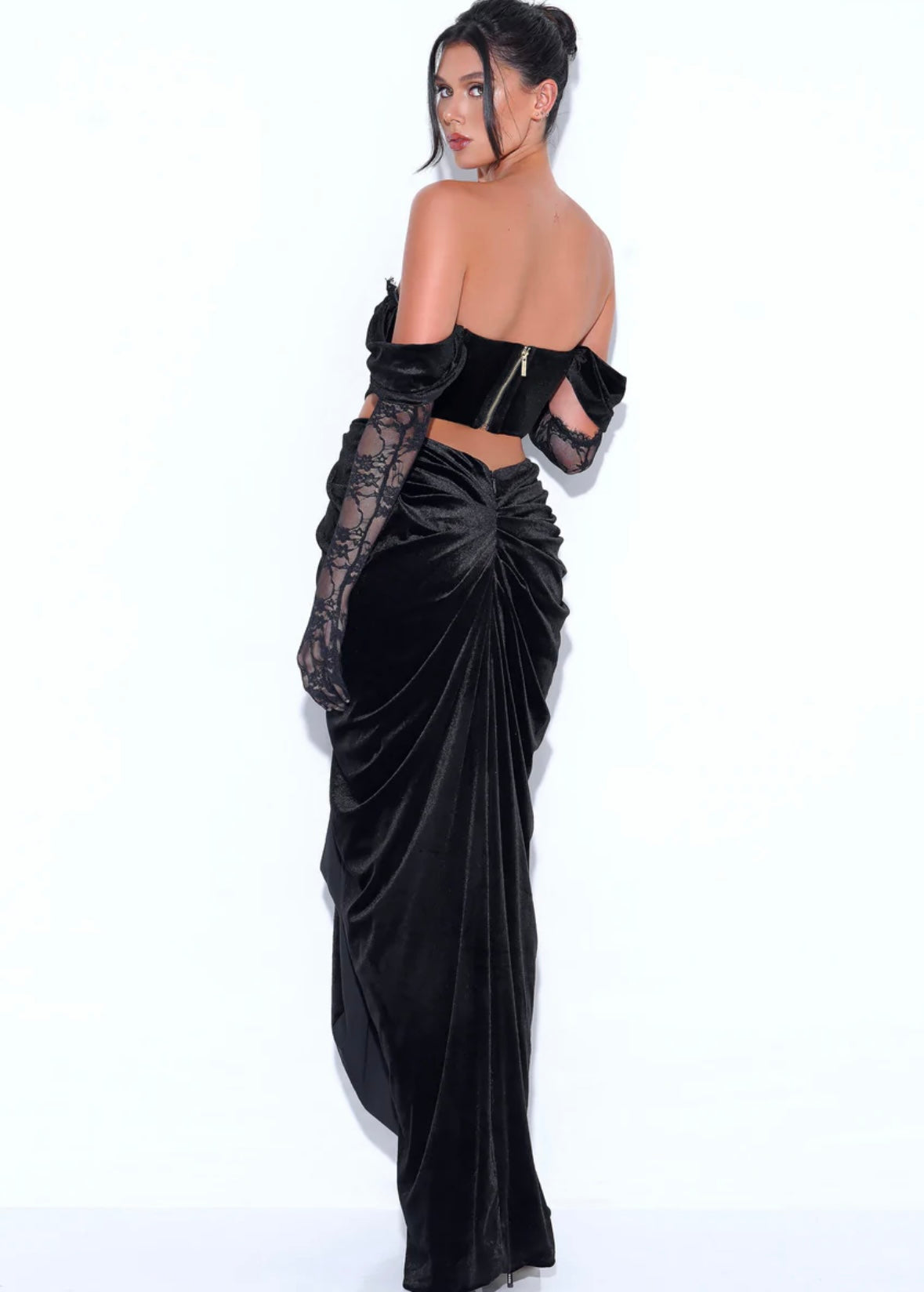 TESSA BLACK LACE VELVET GOWN