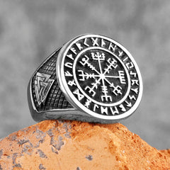 Myth Odin Triangle Symbol Viking Stainless Steel Mens Rings Vintage Charm for Male Boyfriend Jewelry Creativity Gift Wholesale