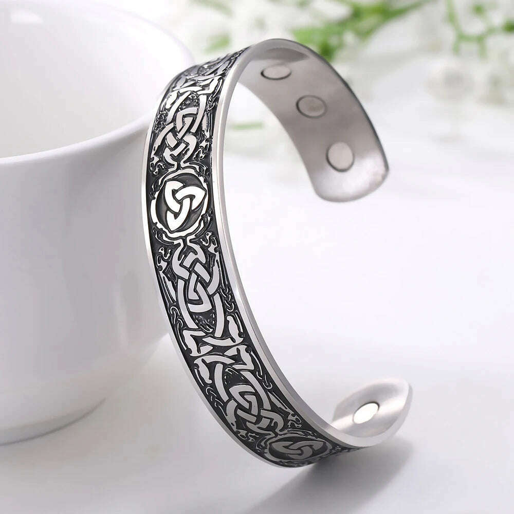 Stainless Steel Norse Vikings Runes Bracelet for Men Celtics Knots Tree Of Life Magnetic Cuff Bracelet Vintage Couples Jewelry