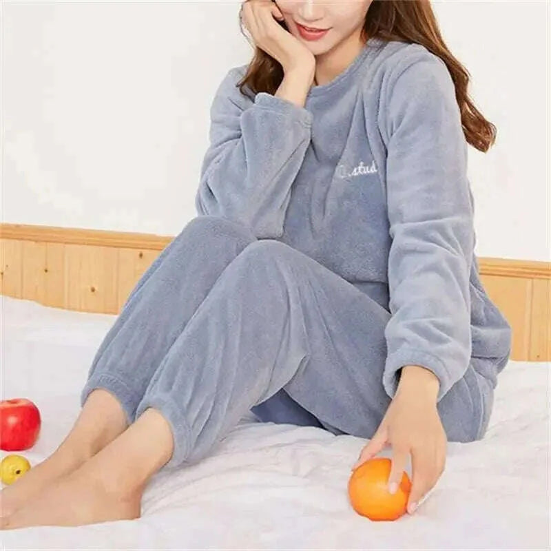 Winter Hoodies Sweatshirt Women Men Pullover Fleece Giant TV Oversized Blanket with Long Flannel Sleeves