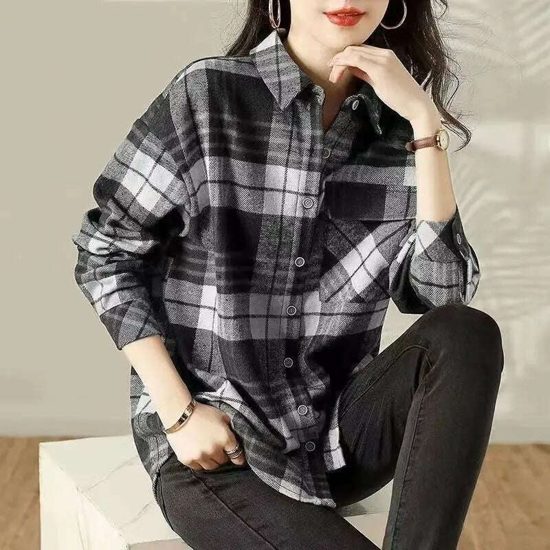 Women Trendy Vintage Plaid Thick Y2K Button Shirts Autumn Winter Casual Streetwear Pockets Blouses Female Long Sleeve Loose Tops