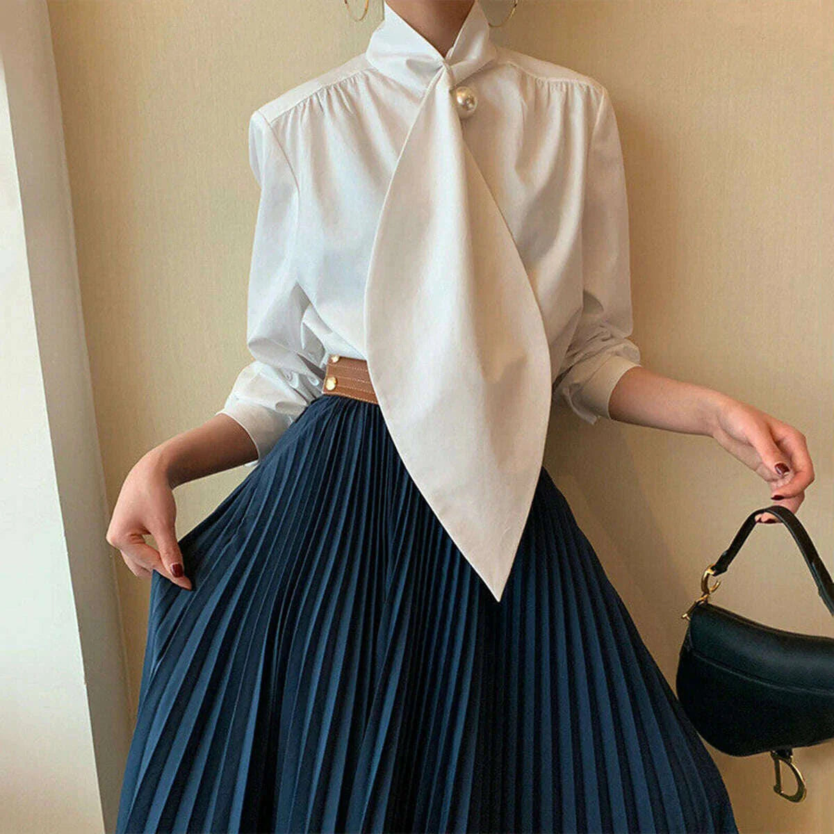 Yeezzi 2022 Spring Summer Female Elegant White Long Sleeves Oversize Tops Shirt Blouse For Women